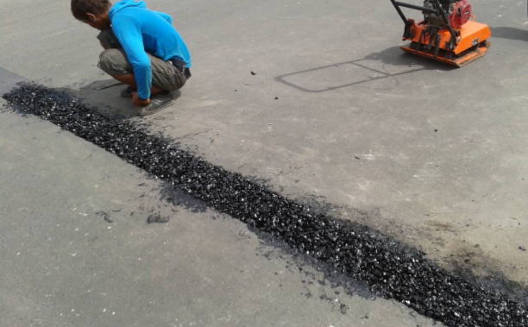 Close view of the expansion joint gap on the bridge surface